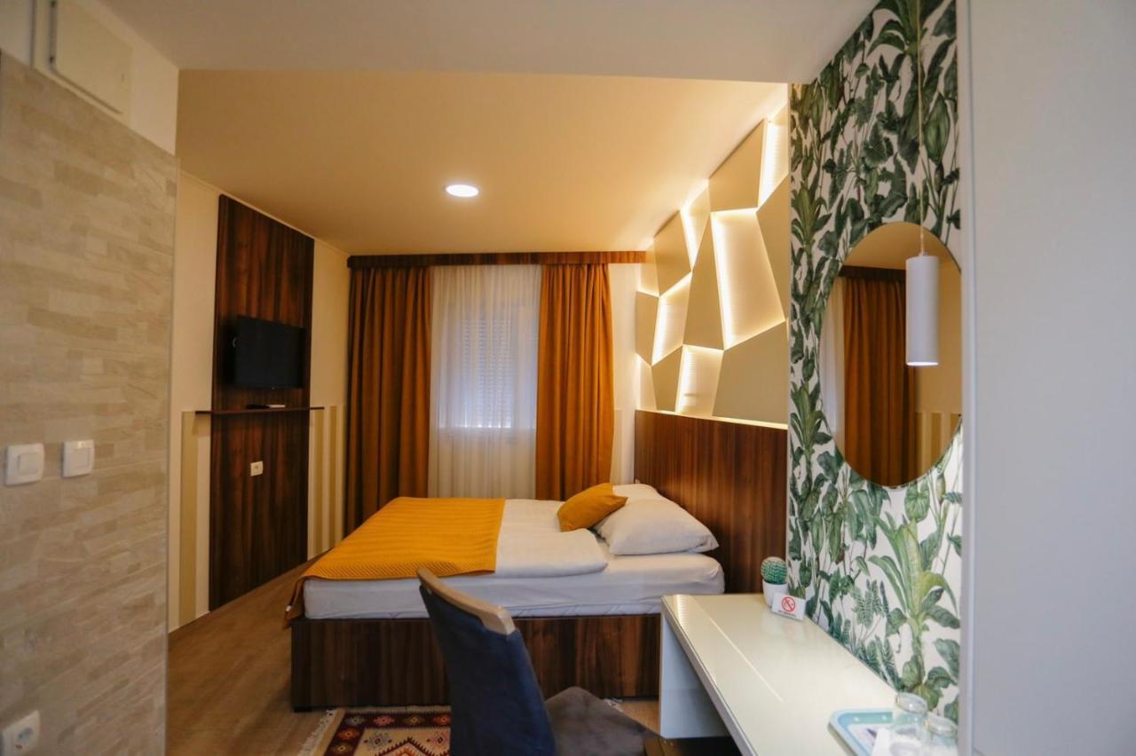 Hotel - Villa Lejla 莫斯塔尔 外观 照片